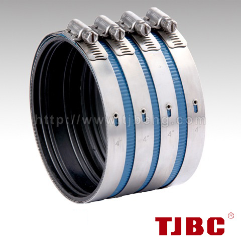 No Hub Coupling with 4 Clamps